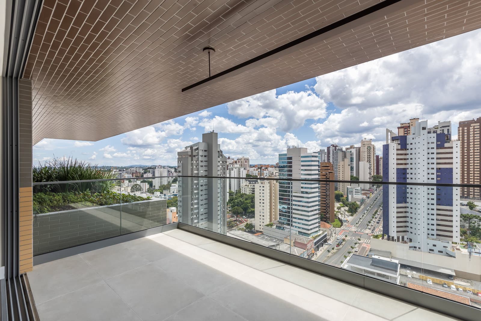 Duplex com 4 dormitórios à venda sendo 4 suítes, 236.23 m² por - R$ 3.300.000,00 - Juvevê - Curitiba/PR