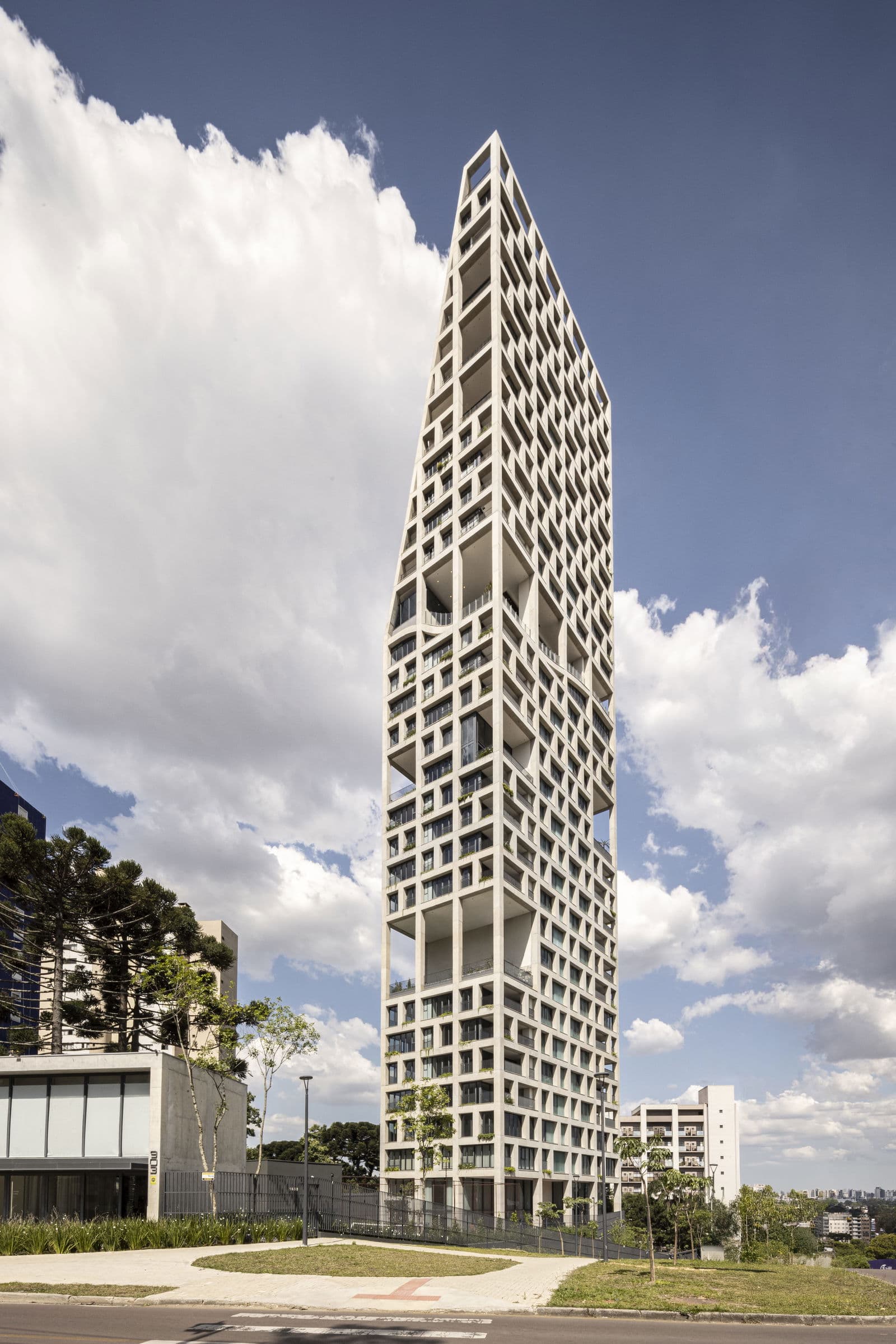 Apartamento com 4 dormitórios à venda sendo 4 suítes, 431.85 m² por - R$ 8.869.074,00 - Mossunguê - Curitiba/PR